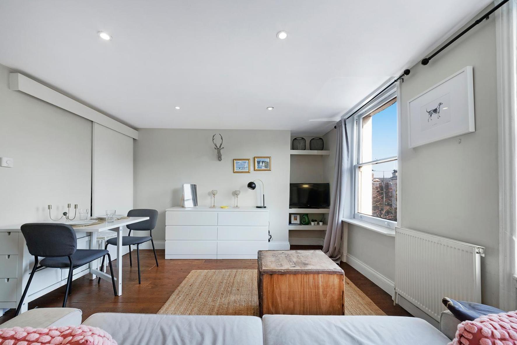 Modernised Apartments 1 And 2 Bedrooms Option Terrace And Balcony High Street Λονδίνο Εξωτερικό φωτογραφία